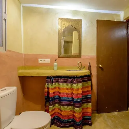 Hostal Nazari Homestay Cogollos De La Vega